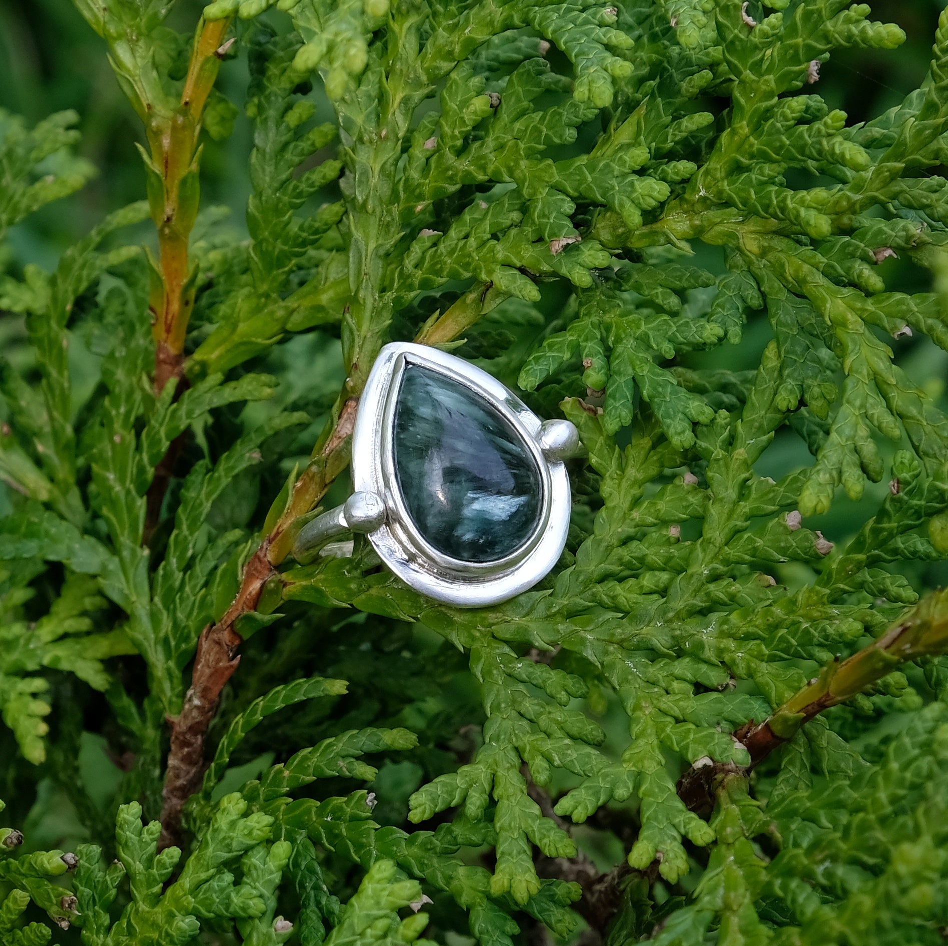 Serpentine and sterling silver fern drop ring | Made with Grace | handmade jewellery nz