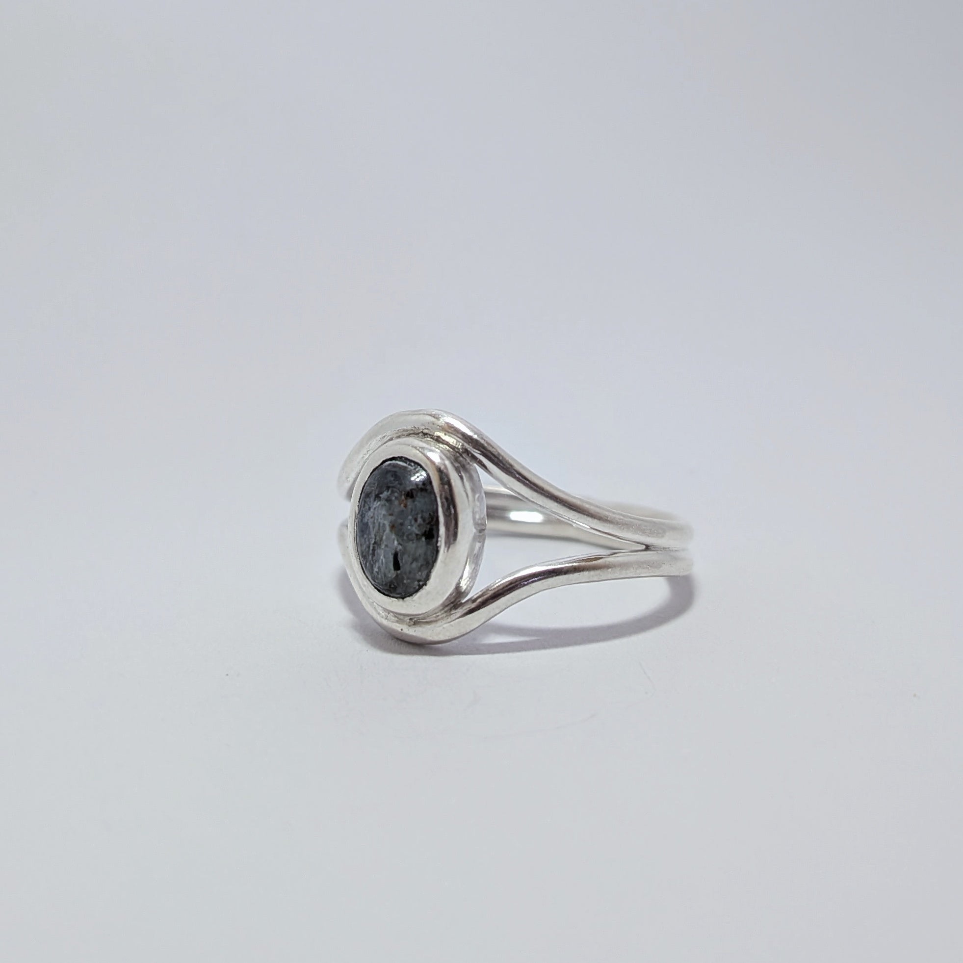 Aqua shimmer ring