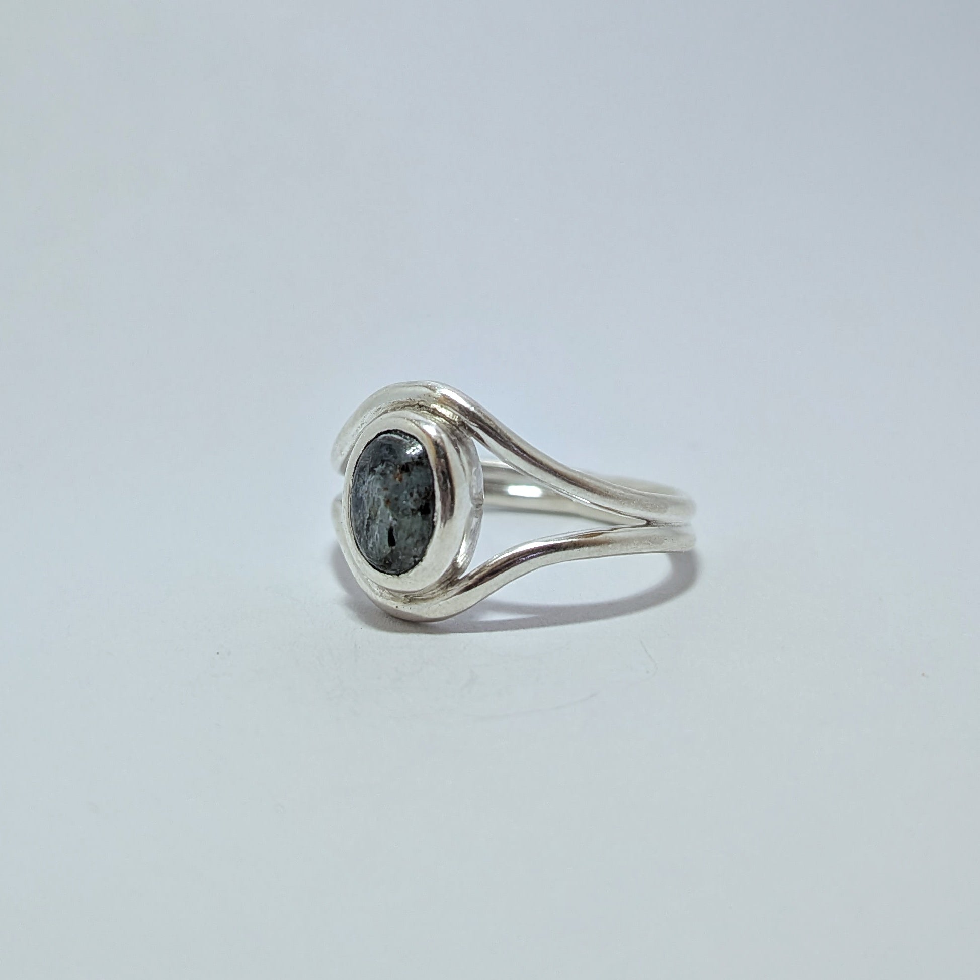 Aqua shimmer ring